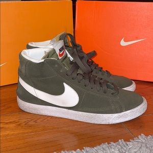 Nike Mid Blazers